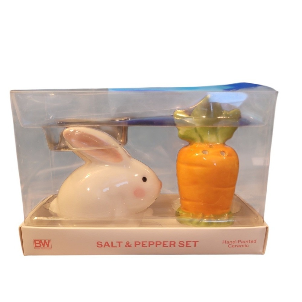 Salt‎ and Pepper Easter Set Boston Warehouse Bunny/Carrot Ceramic 42815 NEW